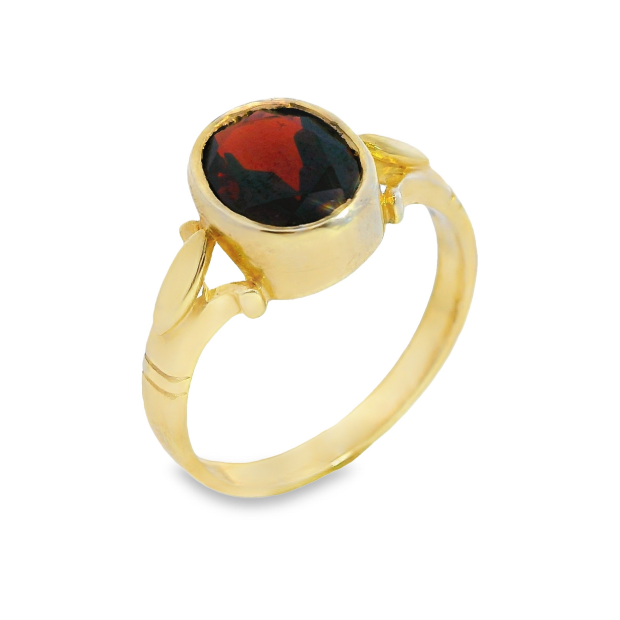 Oval Rubover with Split Shoulders Ring